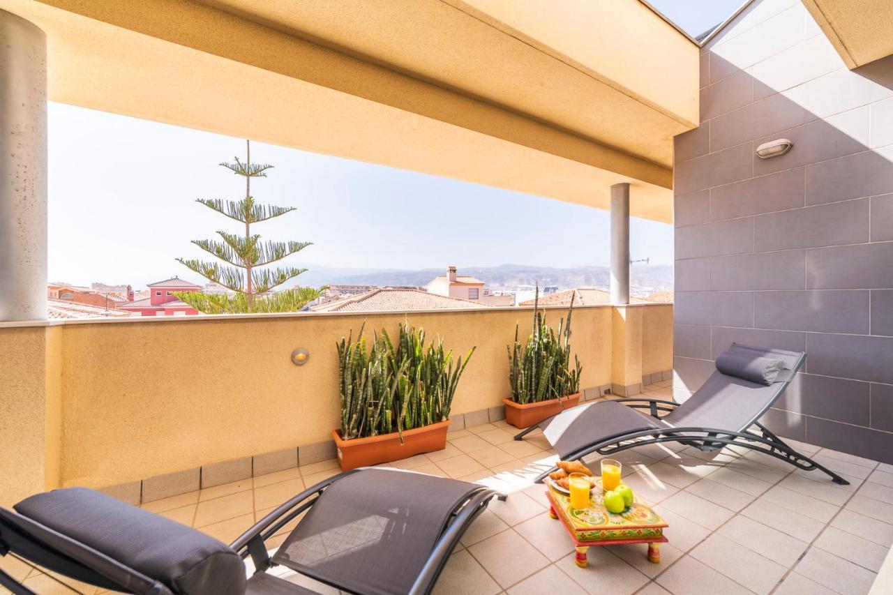 로쿠타스드마르 Atico Dentro De Casa Privada B&B 외부 사진
