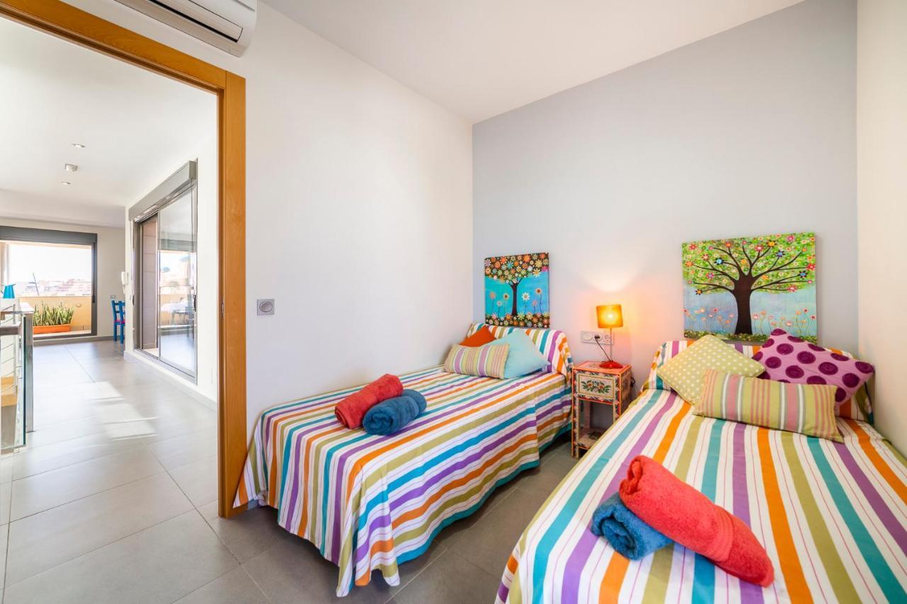 로쿠타스드마르 Atico Dentro De Casa Privada B&B 외부 사진